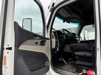 2021 Peterbilt 579