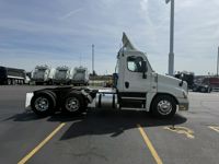 2019 Freightliner CASCADIA 125