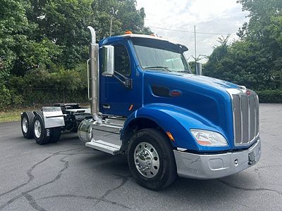 2022 Peterbilt 579