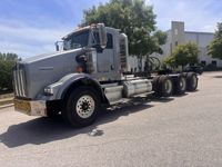 2006 Kenworth T800B