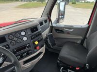 2021 Peterbilt 567