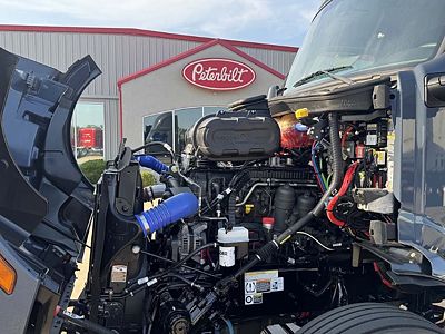 2022 Peterbilt 579