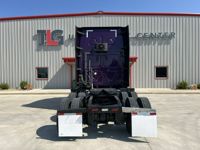2022 Freightliner CASCADIA 126
