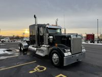 2021 Kenworth W900L