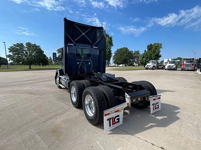 2023 Kenworth T680