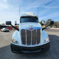 2023 Peterbilt 579