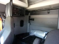 2021 Freightliner CASCADIA 116