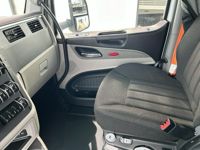2022 Peterbilt 579