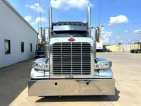 2021 Peterbilt 389