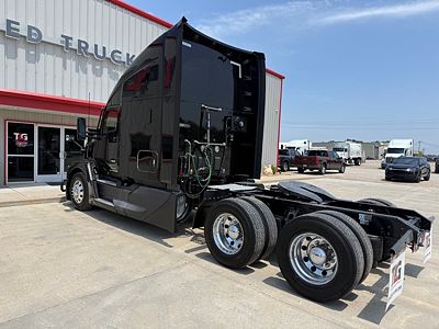 2023 Kenworth T680