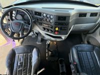 2022 Peterbilt 579