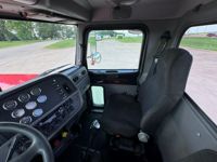 2020 Peterbilt 389