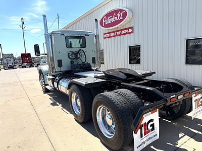 2023 Peterbilt 567