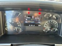 2020 Volvo VNL64T760