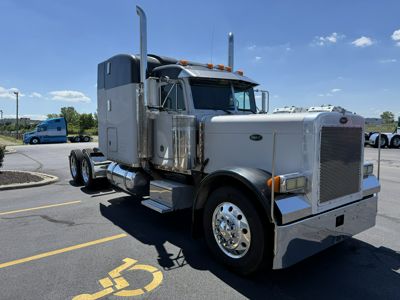 2000 Peterbilt 379