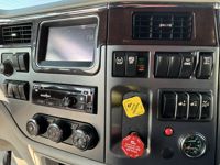 2021 Peterbilt 579