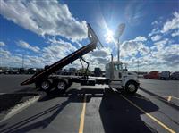 2016 Peterbilt 348