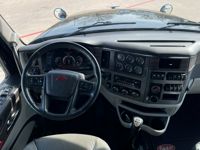 2023 Peterbilt 567