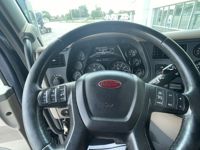 2022 Peterbilt 579