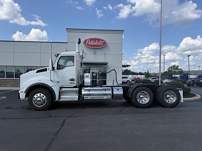 2022 Kenworth T880