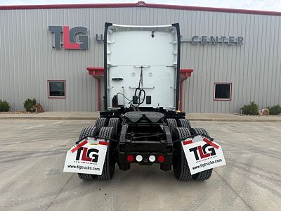 2022 Kenworth T680