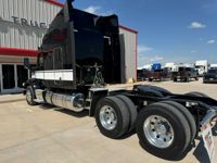 2023 Peterbilt 567