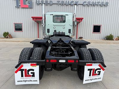 2023 Peterbilt 567
