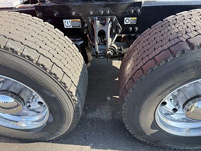 2024 Peterbilt 579
