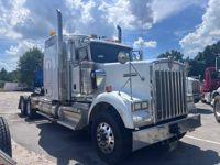 2022 Kenworth W900B
