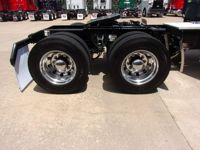 2024 Peterbilt 389