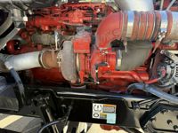 2022 Kenworth T880