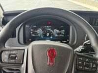 2022 Kenworth T880