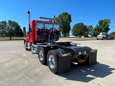 2018 Peterbilt 567