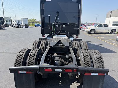 2022 Peterbilt 389
