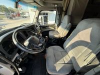 2023 Peterbilt 579