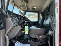 2016 Peterbilt 389-123