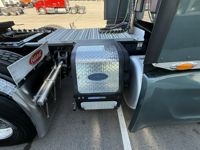 2023 Peterbilt 579