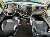 2023 Peterbilt 579