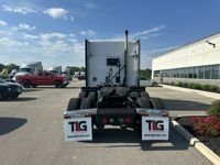 2023 Kenworth T680