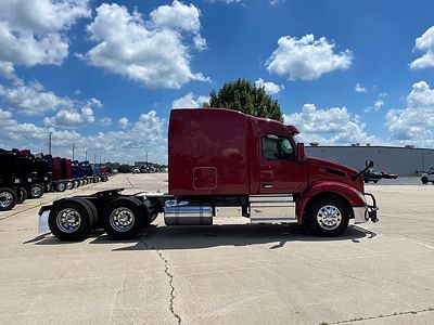 2023 Peterbilt 579