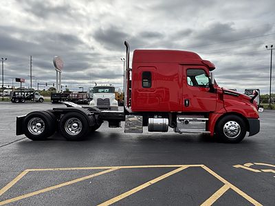 2020 Freightliner CASCADIA
