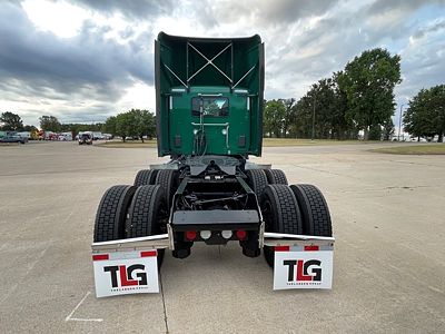 2023 Kenworth T680