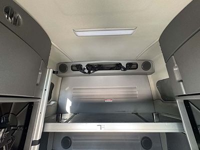 2025 Volvo Vnl 860