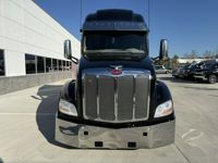 2022 Peterbilt 579