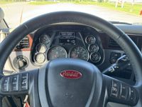 2022 Peterbilt 579