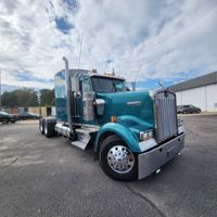 2003 Kenworth W900