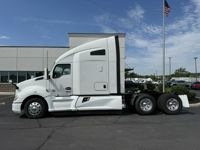 2022 Kenworth T680