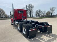 2020 Peterbilt 567