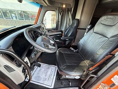 2024 Peterbilt 579