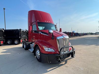 2023 Kenworth T680